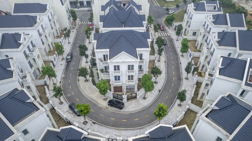 Dự án Melinh PLAZA Yen Bai có hơn 50 sản phẩm bất động sản cao cấp bao gồm biệt thự, liền kề, shophouse và một trung tâm thương mại.
